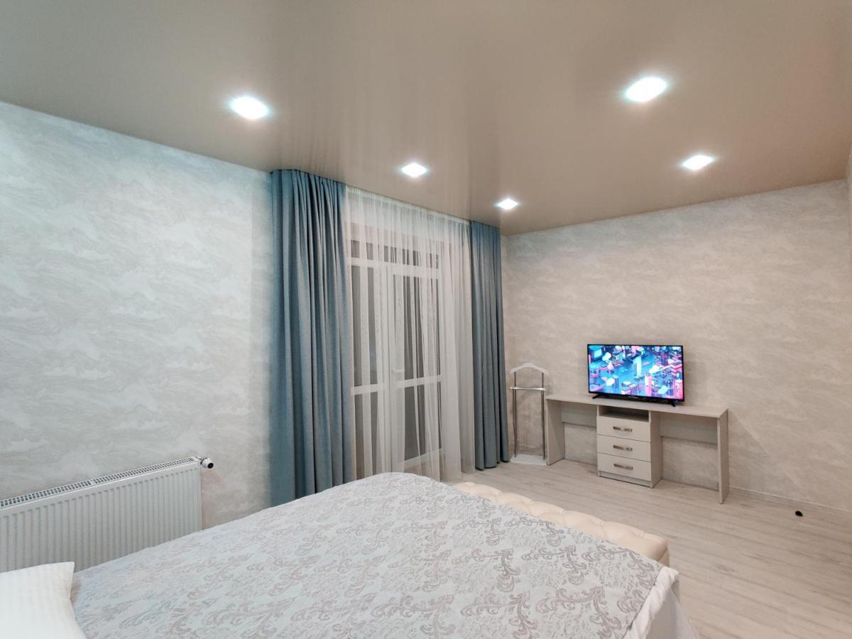 Yarovytsya Vip In The Center Apartment Lutsk Ngoại thất bức ảnh